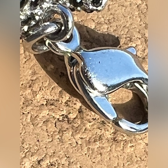 Swarovski Crystal Cat keychain charm. Rare Halloween black discontinued. - Picture 12 of 13